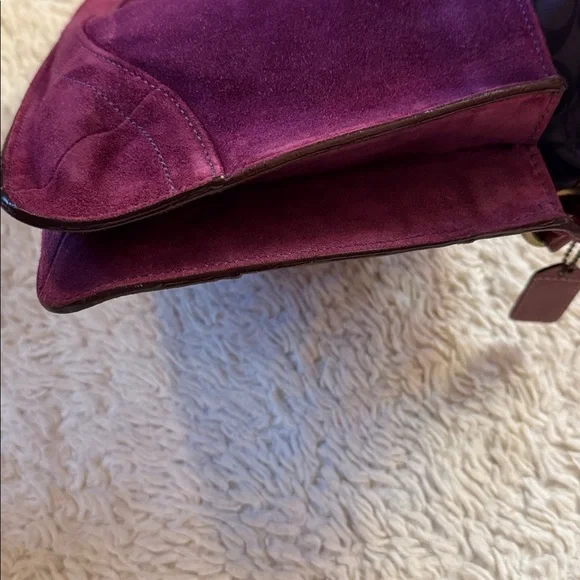 👜Vintage Y2K Coach Burgundy Suede &Leather shoulder bag(9664)